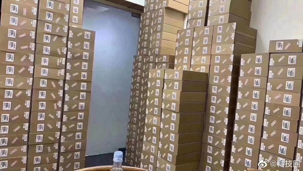 10��23�հl(f��)�ۣ�iPhone 12���������ѵ�؛����ǰ����ÿ�_(t��i)�P��20�f