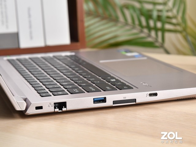 VAIO ��14�u�y 